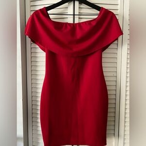 NWOT STUNNING OFF THE SHOULDER RED MINI SILHOUETTE DRESS